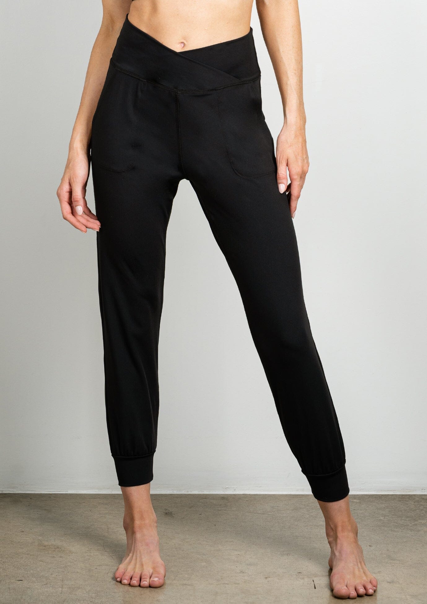 Cross Waist Jogger - Jala