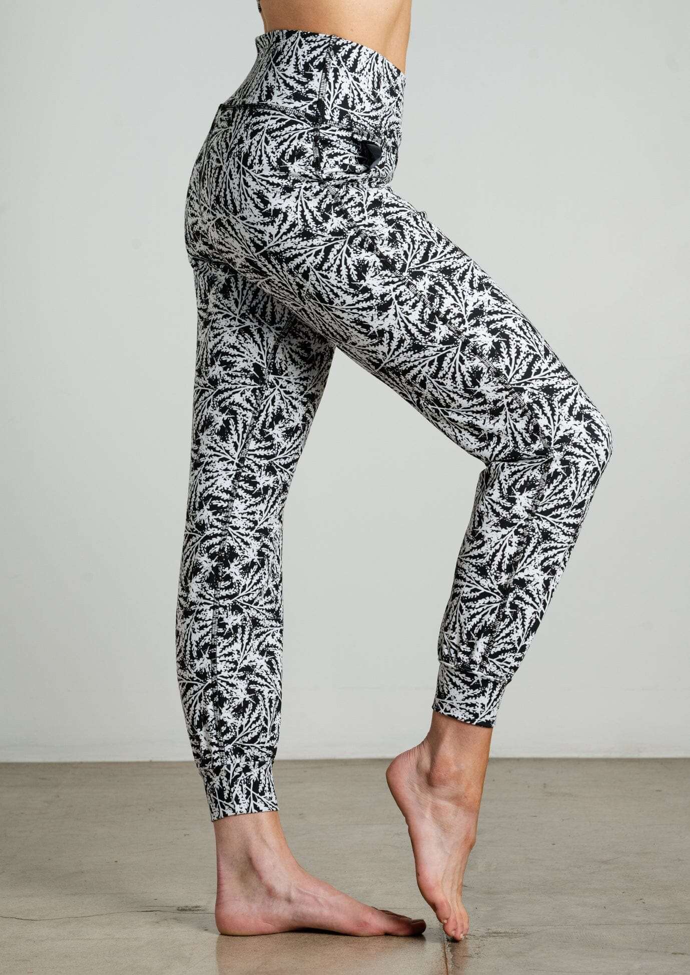 Cross Waist Jogger - Jala